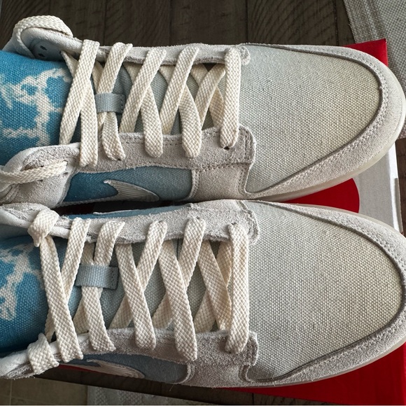 Nike Dunk SE Low “ Los Angeles “ - Picture 8 of 11